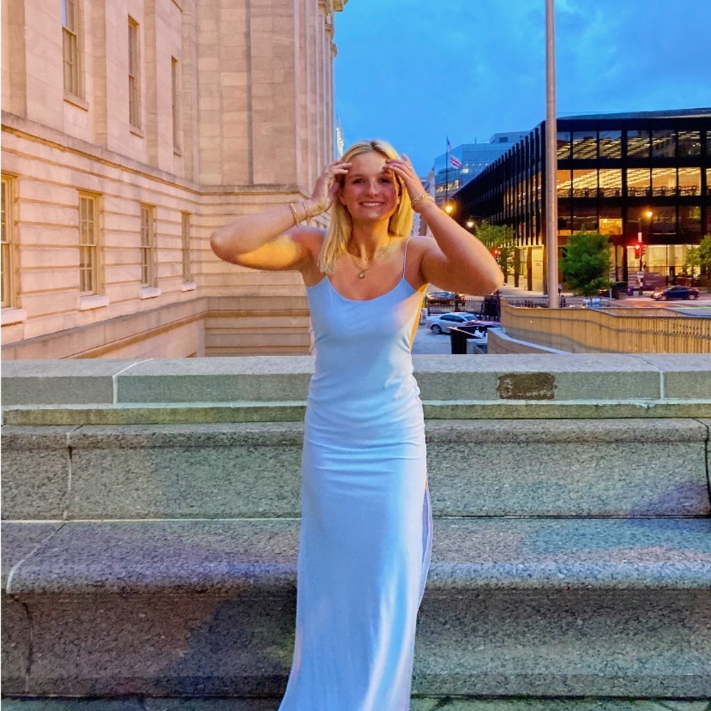 Meet your Posher, Leila